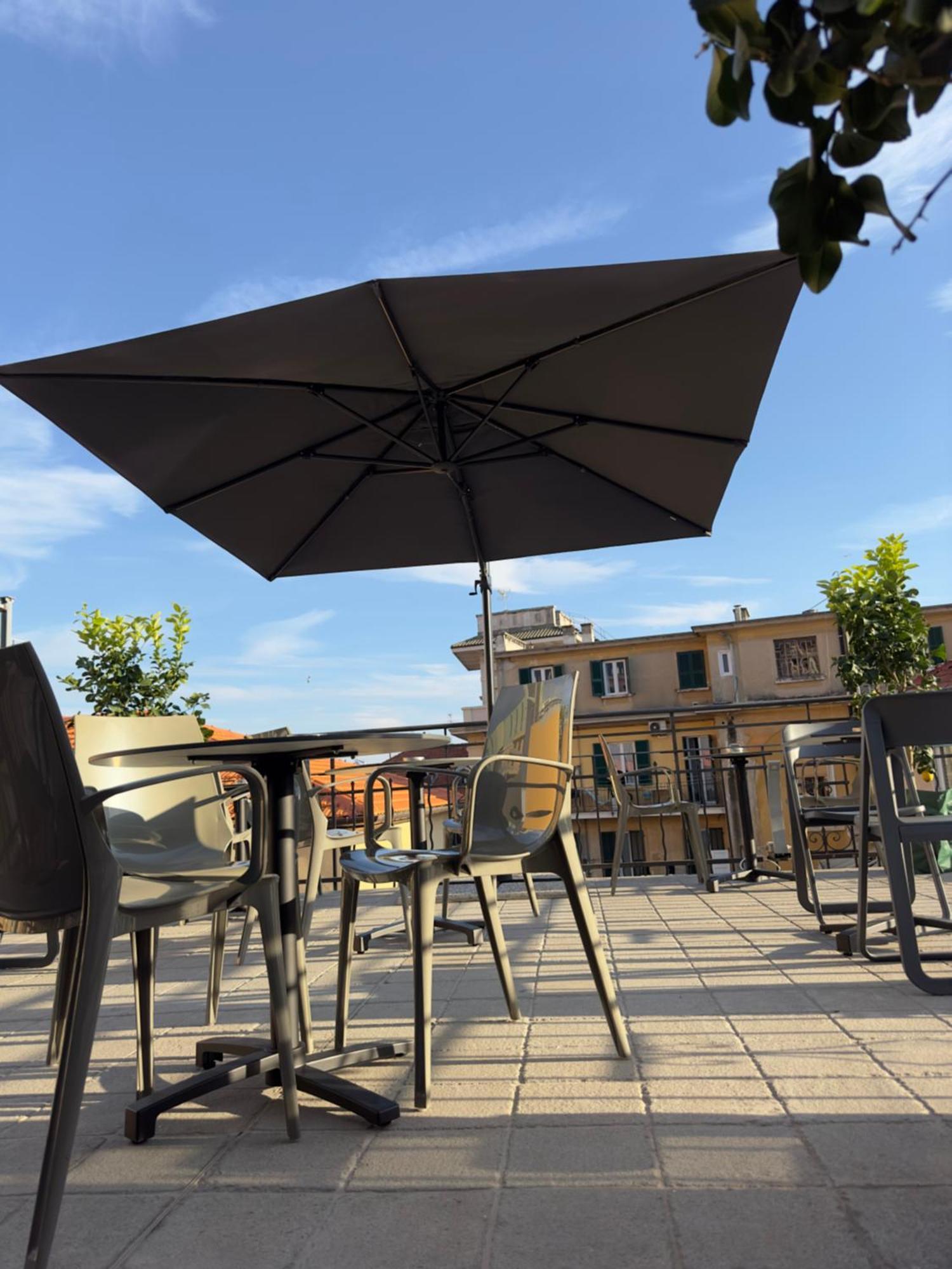 Prima Fila Due Pemium Guest House Sanremo Dış mekan fotoğraf